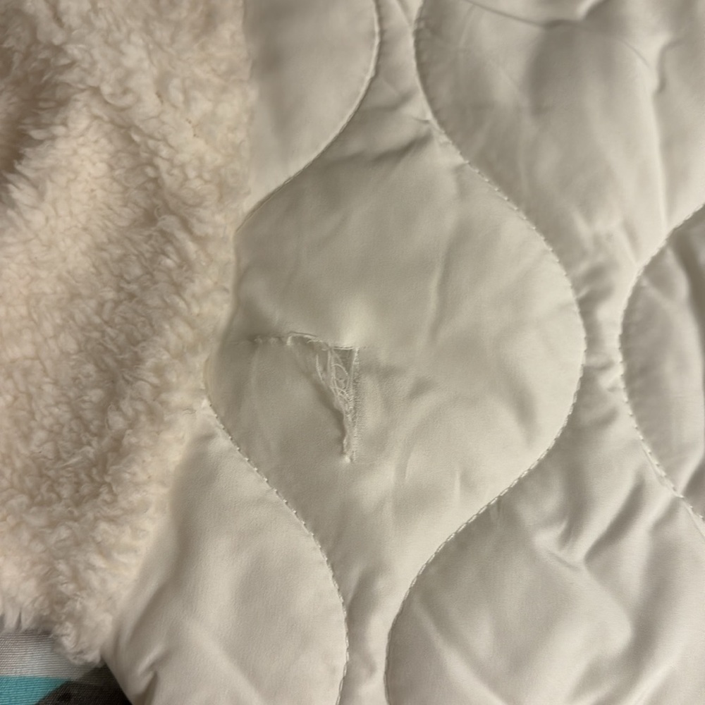 White jacket - Picture 5 of 5